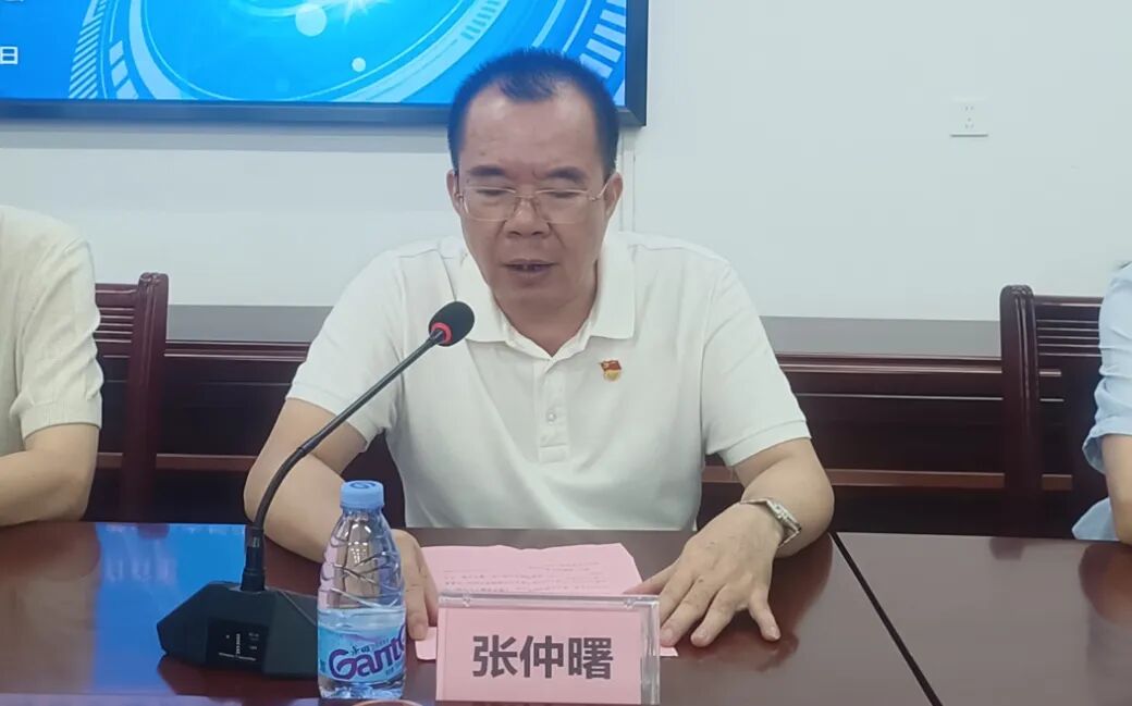 校长讲话1.jpg